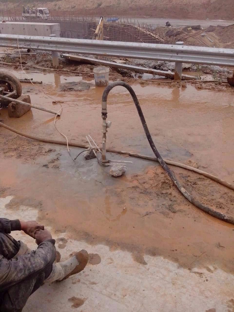 汉阳路基压密注浆